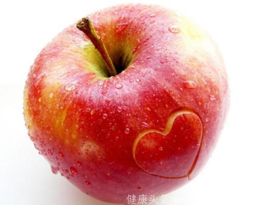 心理测试：3个苹果，哪个最脆，测你2018一见钟情的指数！