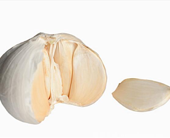 大蒜是天然抗癌药，但是吃法有讲究，这样才能吃到最完整营养素