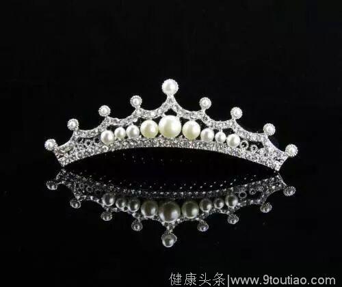 叶罗丽测试：4款公主王冠选一款，测你何时成为公主？我结婚后