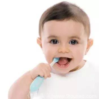 宝贝医生笔记丨一岁以内的婴幼儿口腔清洁如何做？(上)