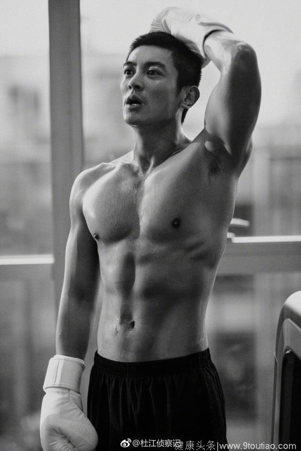杜江为出演《红海行动》狂健身 八块腹肌荷尔蒙爆表！