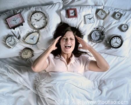 更年期失眠太伤身！养生3招超有用，关键是没有副作用！