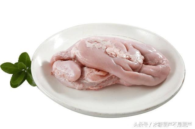 春季养生汤：家常猪肚鸡的鲜美做法