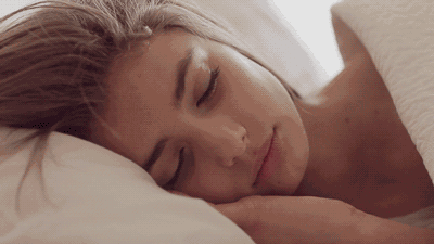 更年期女人晚上几点睡才最健康？这个答案很标准，终于知道了！