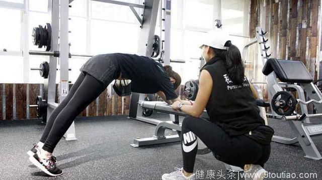 上了一堂健身课，杭州27岁程序员尿尿像酱油！老婆崩溃大哭