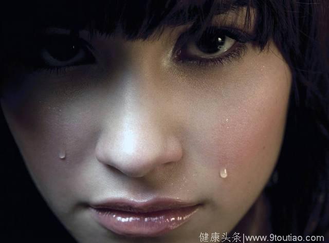 心理测试：哪一个女人流泪最打动人，测你心里有多大的委屈？