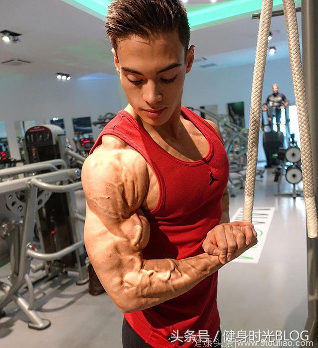 22岁肌肉小哥myrvold的健身计划与食谱，好身材肌肉不夸张