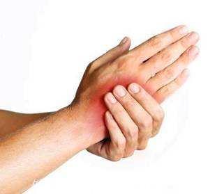 手麻胳膊疼也可能是得了颈椎病！