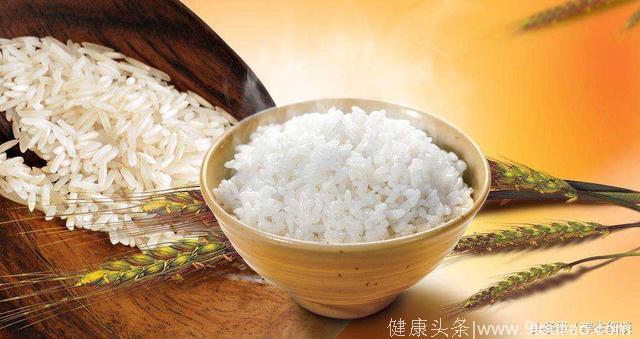 米饭和面条，糖尿病人吃哪个对血糖好？医生这么说