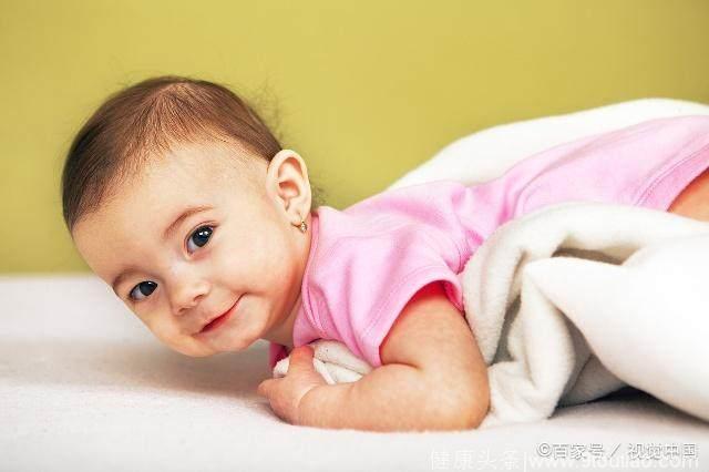 宝宝得佝偻病的早期症状表现，和防治措施，宝妈们注意了