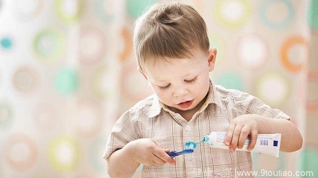 防范儿童蛀牙，牙膏挑选很重要，这些大牌牙膏你都知道吗？