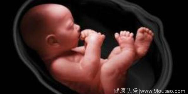 生第一个宝宝是健康的，第二次怀孕快三个月了胚胎停止发育了？