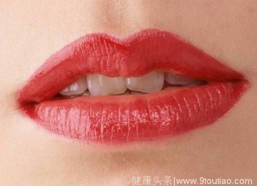 爱情测试：4个嘴唇哪个最像你的，测你的初吻在几岁？