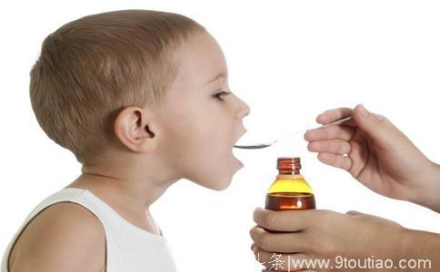 提醒：3岁以下幼儿最好不要用止咳糖浆