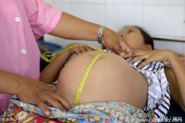 13年不怀孕，47岁试管婴儿产妇高血压，却接好孕生下三胞胎