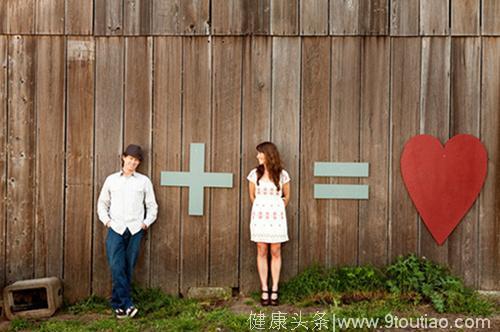 超准心理测试：4对情侣谁最恩爱，测你的爱情牢靠指数！