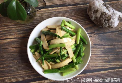 春季吃什么？简单的家常快手菜，春季食谱豆干炒芦笋做法