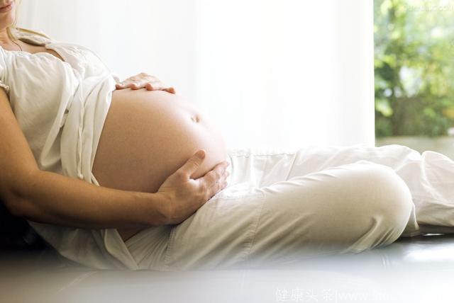 孕妇怀孕8个多月突然没有了胎动，医生检查后感叹“胎儿救了妈妈