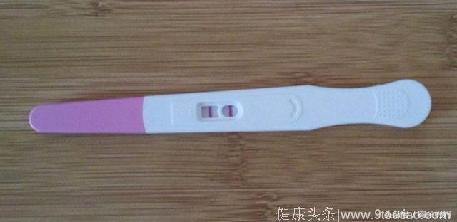 23岁孕妇怀孕3个月流产了，医生私下的一段话惊醒了老公！