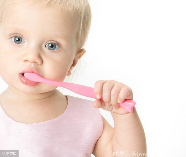 宝宝的牙齿很重要 换牙期要注意