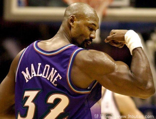10图看NBA最强肌肉：詹姆斯显露训练时肌肉，霍华德P图般夸张