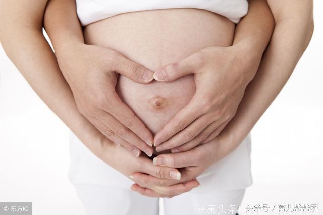孕期这2个时间别乱摸肚子，容易伤害到胎儿