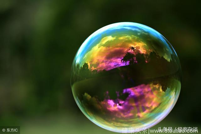 心理测试：4个彩色泡沫，哪个快要炸裂了？测你的情商在什么等级