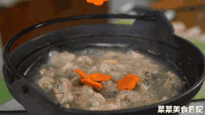 芥菜咸骨：清热养胃，超简单的养生汤好喝还下火！