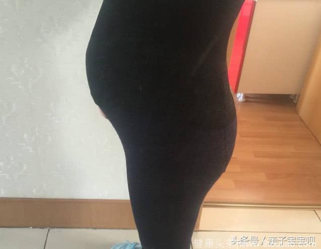 49岁孕妇怀孕超过预产期15天，医生划开肚子后，顿时被熏吐了！