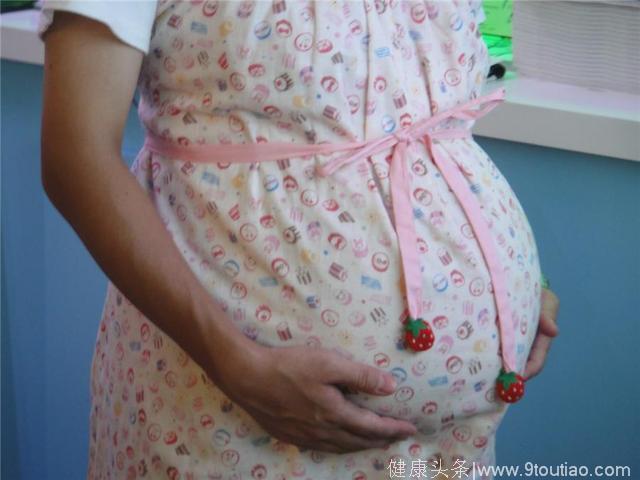 怀上双胞胎的孕妇要注意这3大事项，确保双胞胎胎儿能够安全出生