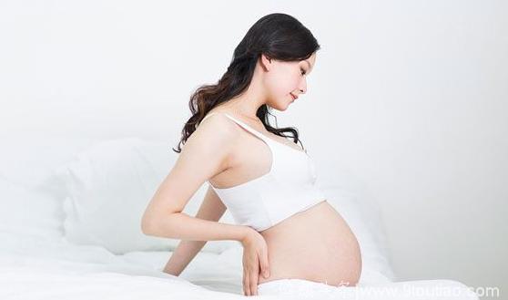 怀孕有两个阶段胎儿非常脆弱，准妈妈千万不能大意