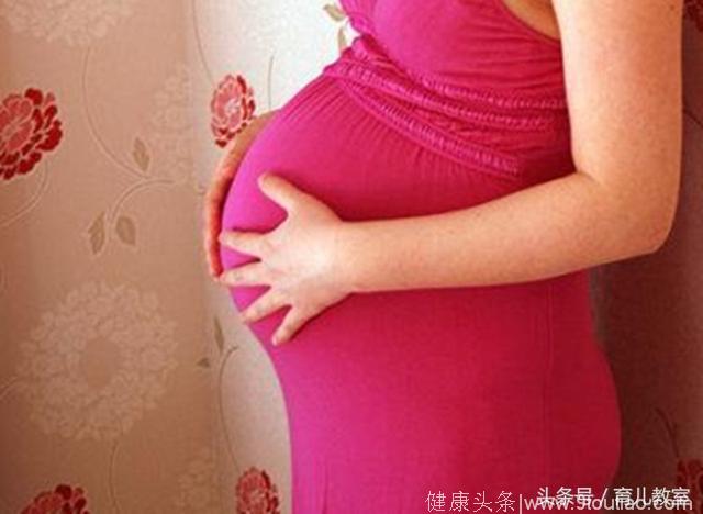 怀孕后请拒绝这两类食物，会影响胎儿正常发育！