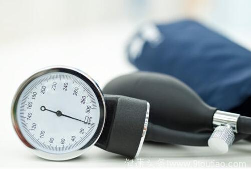 原来控制得好好的血压又开始升高了，是换药还是加量？