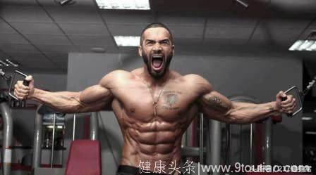 感受一下世界顶级健身男模Lazar Angelov的肌肉艺术！