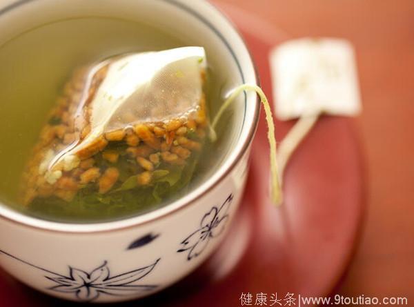 中医秘方：自制瘦身茶，每天一杯瘦一斤