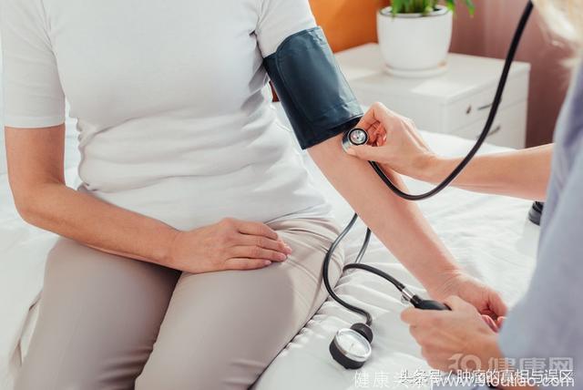 高血压患者的悲伤：这3个测血压方法，其实都是错的