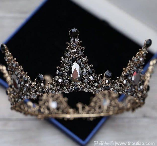 心理测试：选一种你认为最耀眼的王冠，测TA对你的宠爱有几级！