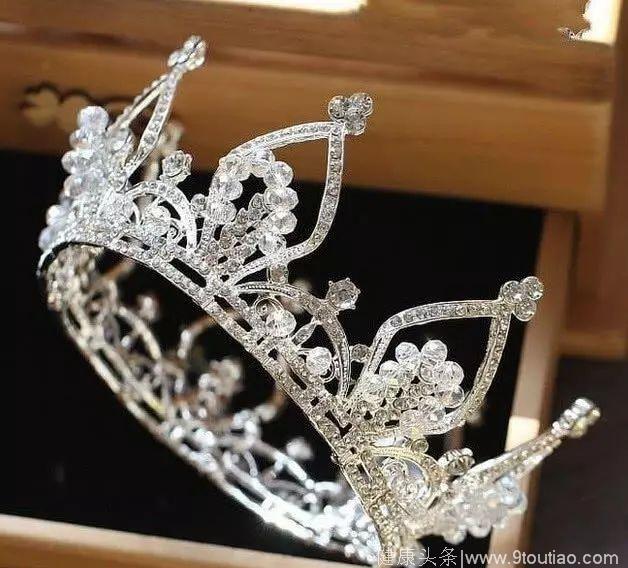 心理测试：选择一顶钻石皇冠，测你会喜欢上哪一类异性？