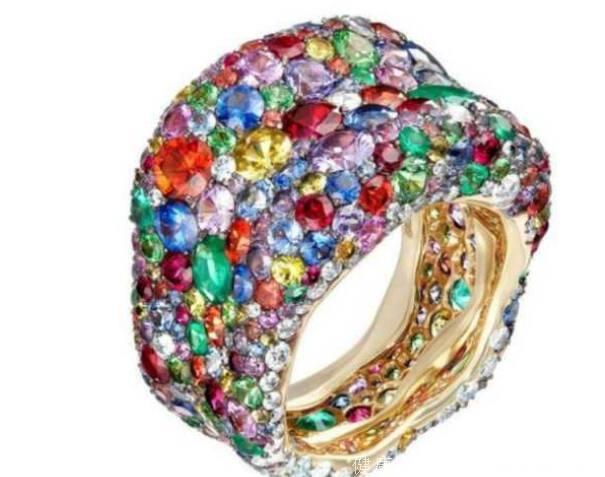 心理测试：4个珠宝戒指，你会戴哪个？测你老公是富翁还是穷光蛋