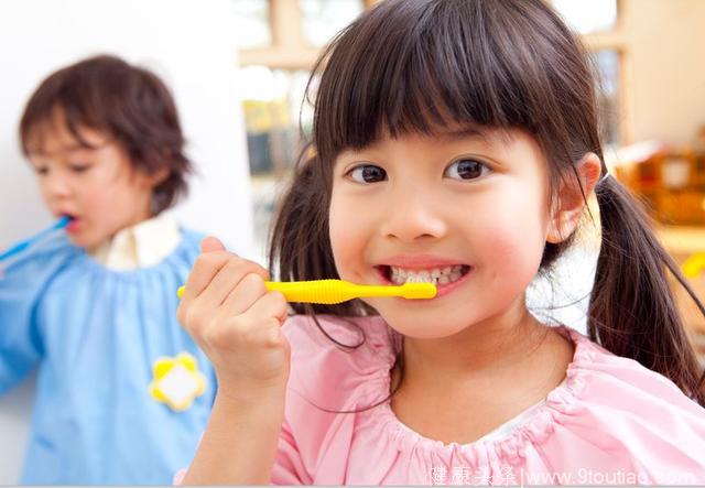 这个方法能预防 60% 以上的儿童蛀牙，WHO 强力推荐