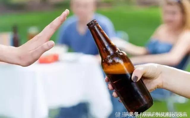 治疗哮喘禁忌：哮喘患者能喝酒吗，饮酒为什么能诱发哮喘发作？
