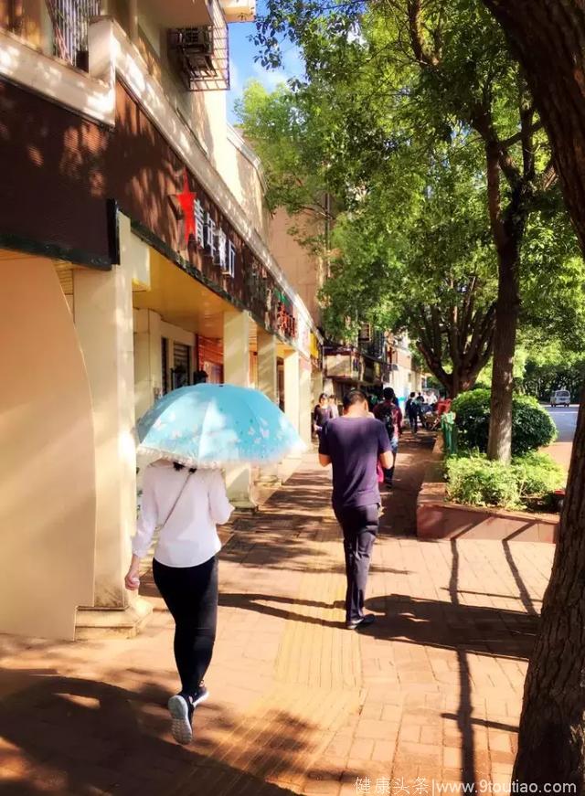 中南财经政法大学的“滴滴打伞”也救不了男生心底的自卑