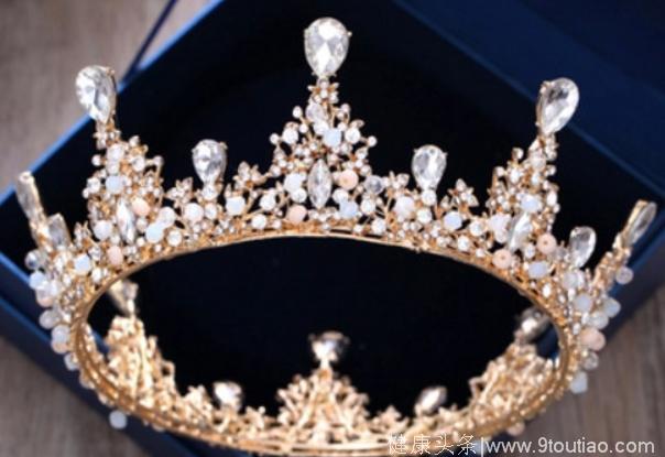 心理测试：4个皇冠，你最喜欢哪个？测你的富贵指数是几星级的？