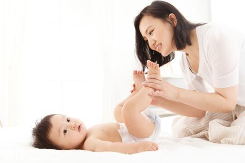 宝宝脐带晚剪两分钟能防白血病？早于或晚于此最佳时间，都有风险