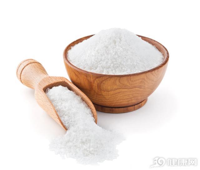 盐是高血压“元凶”！但不吃盐，这8个危害你不一定想得到