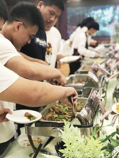 江苏省运会运动员食谱增至40套 全部供应热菜