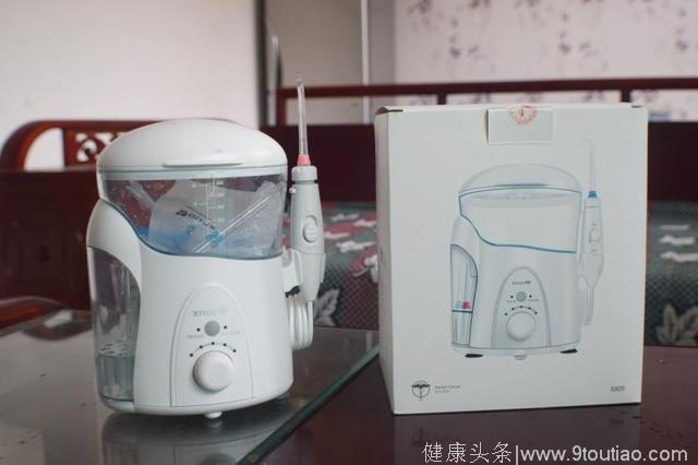 冲牙器没那么可怕，可替代牙线、自带杀菌功能的心诺X809家用洁牙器