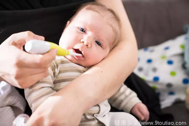 婴幼儿护齿神器丨意大利Nuvita儿童电动牙刷