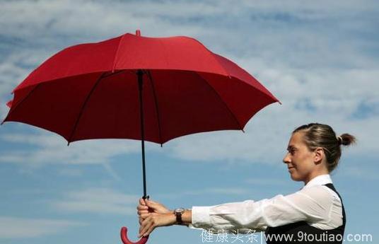 心理学：下雨时你希望和喜欢的人撑哪把伞？测你和TA的缘分指数