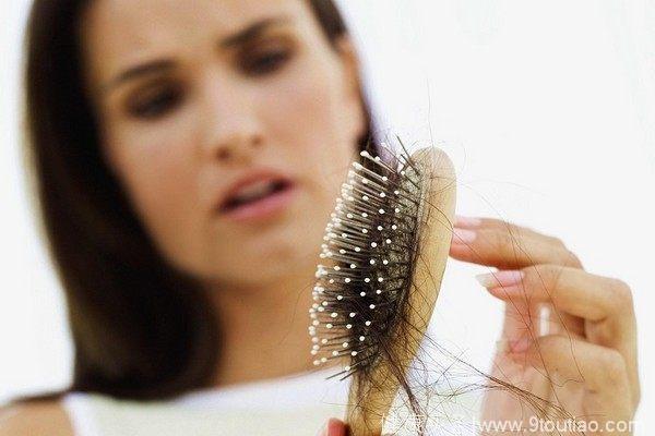 脱发人士必知：这样做会导致脱发更严重